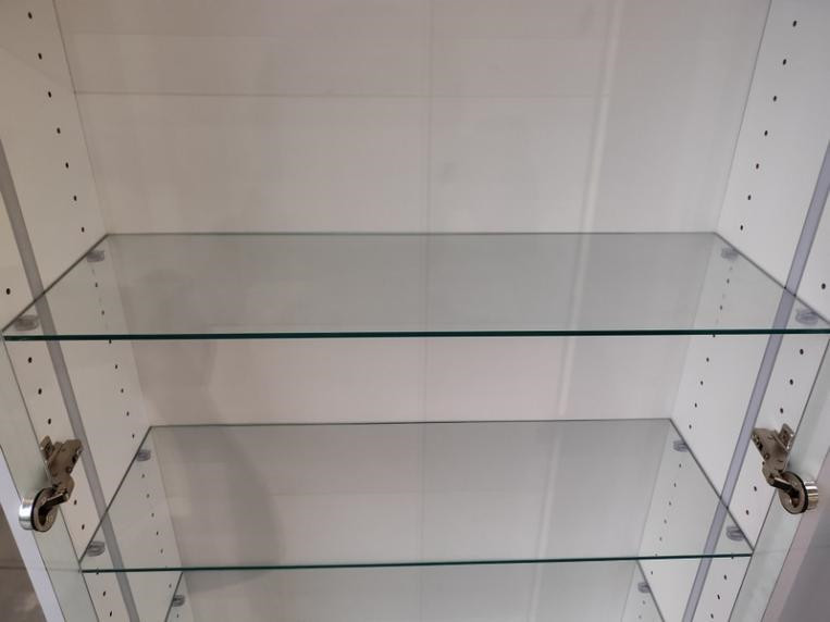 illuminated-glass-showcase-adjustable-glass-shelves illuminated-glass-showcase-adjustable-glass-shelves