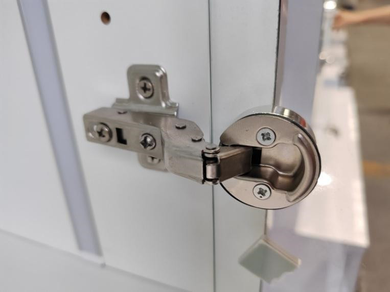 illuminated-glass-showcase-premium-metal-hinges illuminated-glass-showcase-premium-metal-hinges